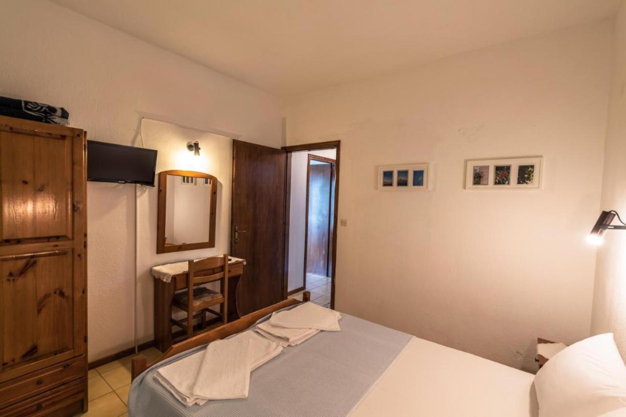 Olive Studios And Apartments สกาลา โปเตมิอัส ภายนอก รูปภาพ
